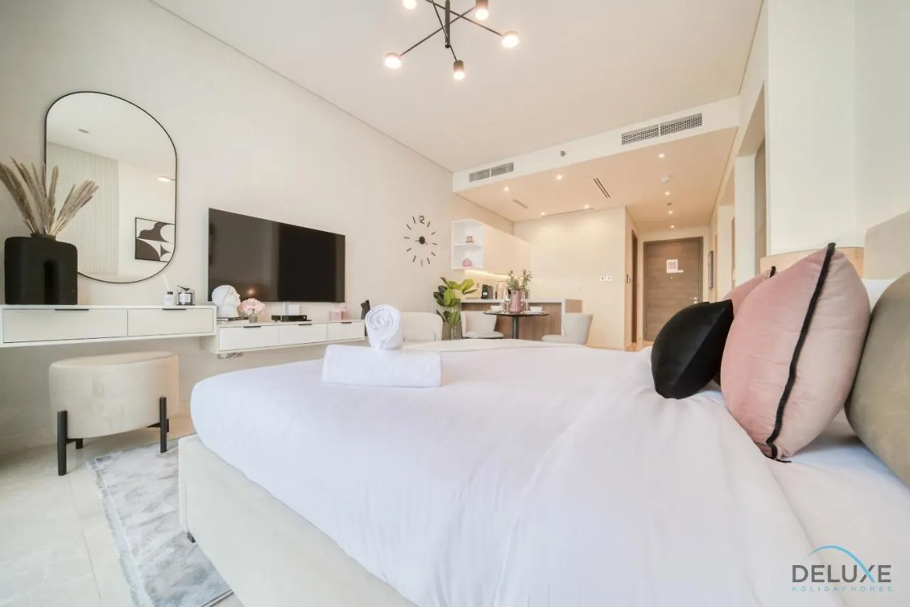 Tranquil Studio At The Anwa By Omniyat Dubai Maritime City By Deluxe Holiday Homes